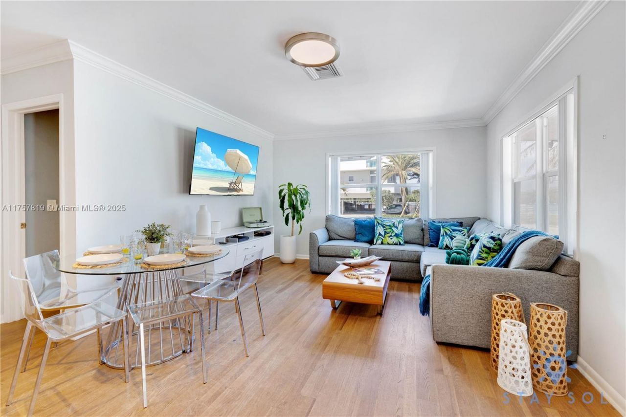 328 Missouri St, Unit ., Hollywood, FL 33019 Photo