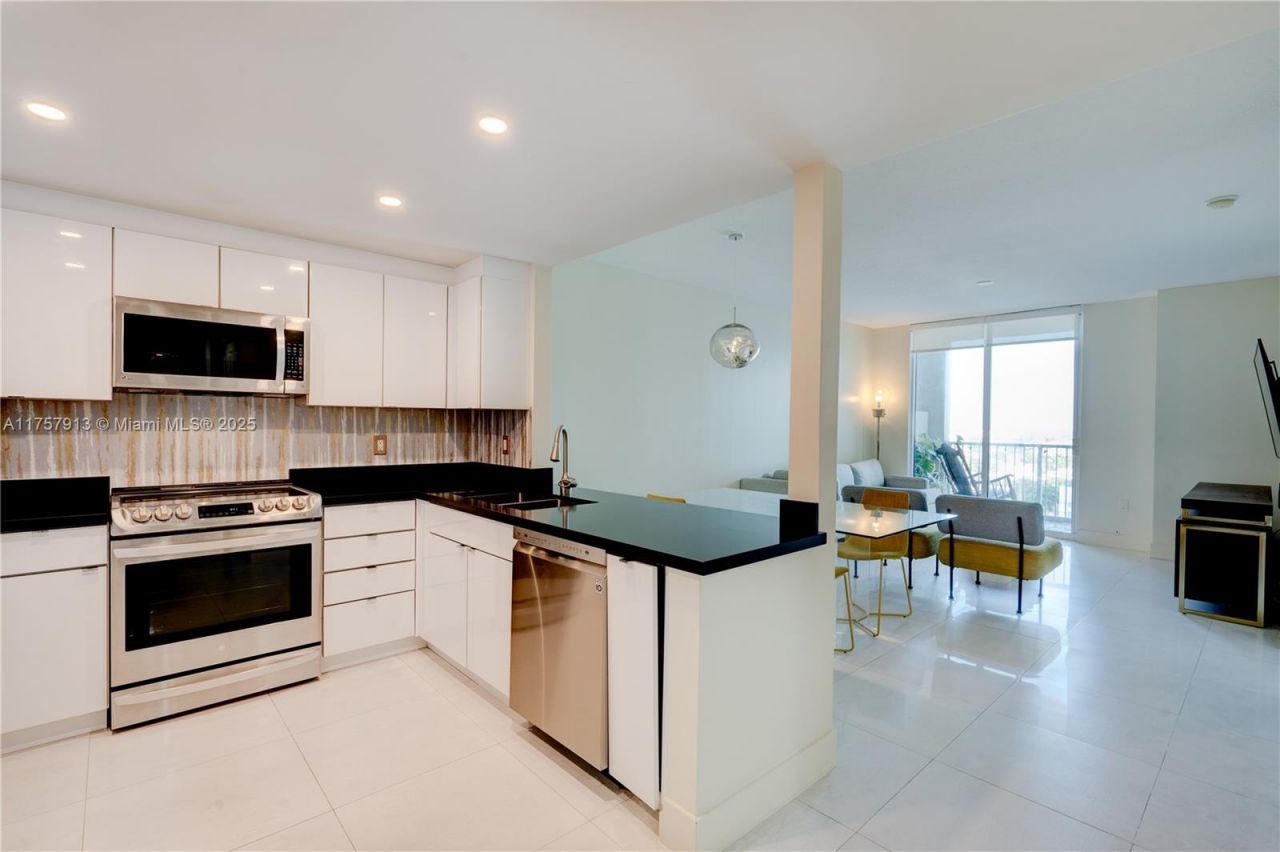 1250 S Miami Ave, Unit 1109, Miami, FL 33130 Photo