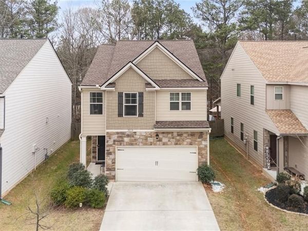 5015 Rapahoe Trail, Atlanta, GA 30349