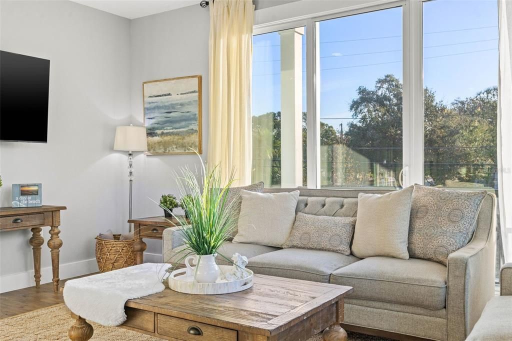 5402 31st Avenue S, Gulfport, FL 33707 Photo