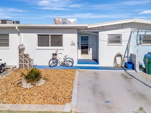 15 SEASIDE COURT, HOLMES BEACH, FL 34217