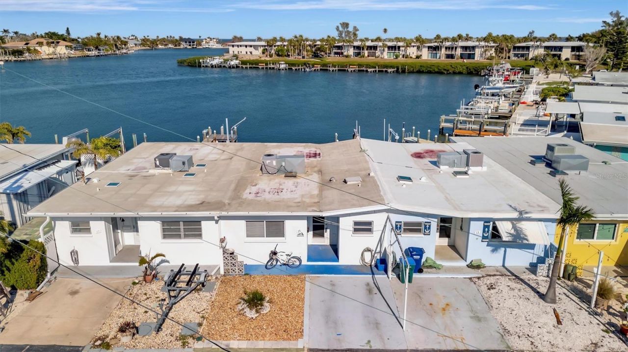 15 Seaside Court, Holmes Beach, FL 34217 Photo