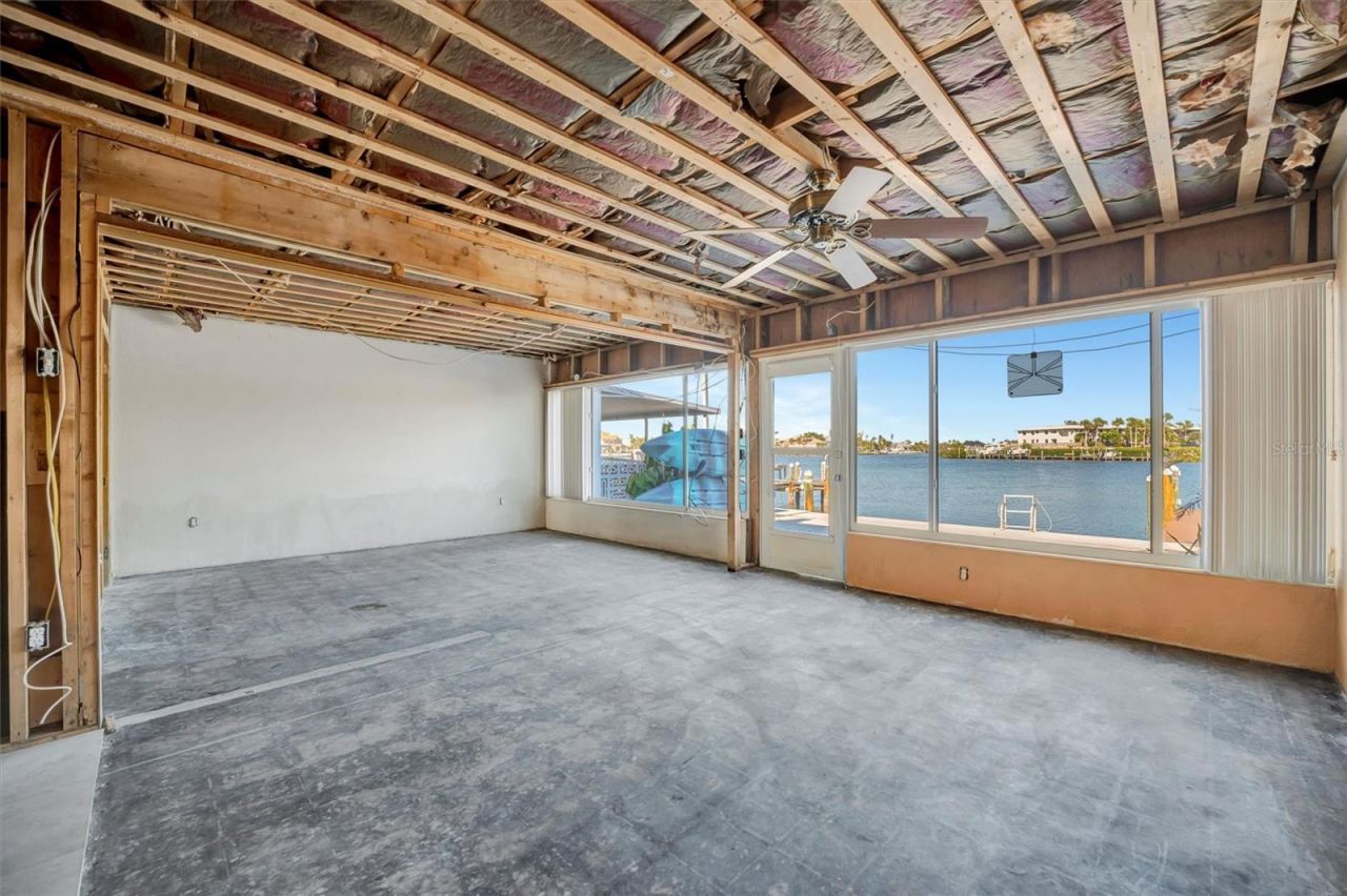 15 Seaside Court, Holmes Beach, FL 34217 Photo