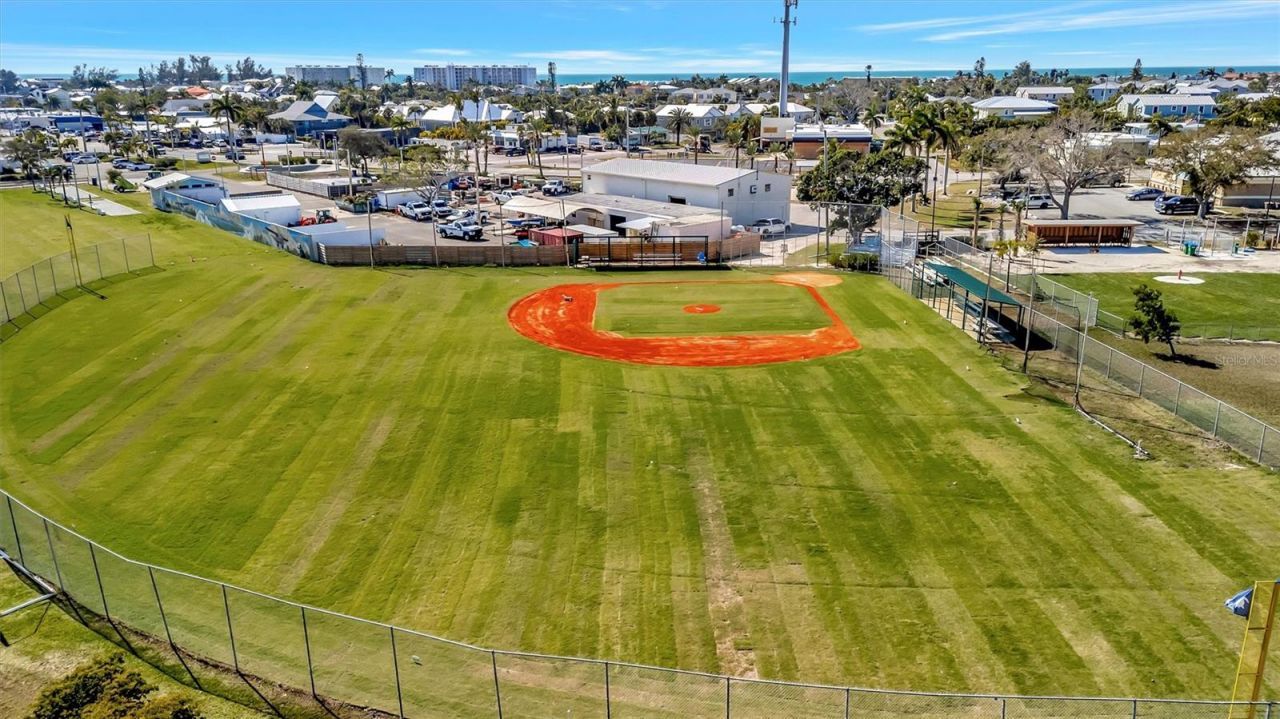 15 Seaside Court, Holmes Beach, FL 34217 Photo