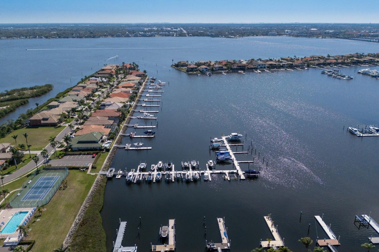 1318 3rd Street Circle E, Palmetto, FL 34221 Photo