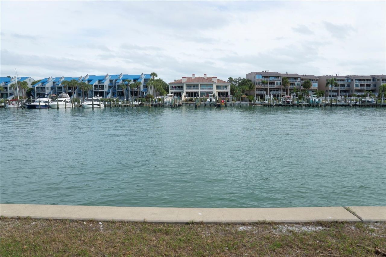 Galeon Drive, Tierra Verde, FL 33715 Photo