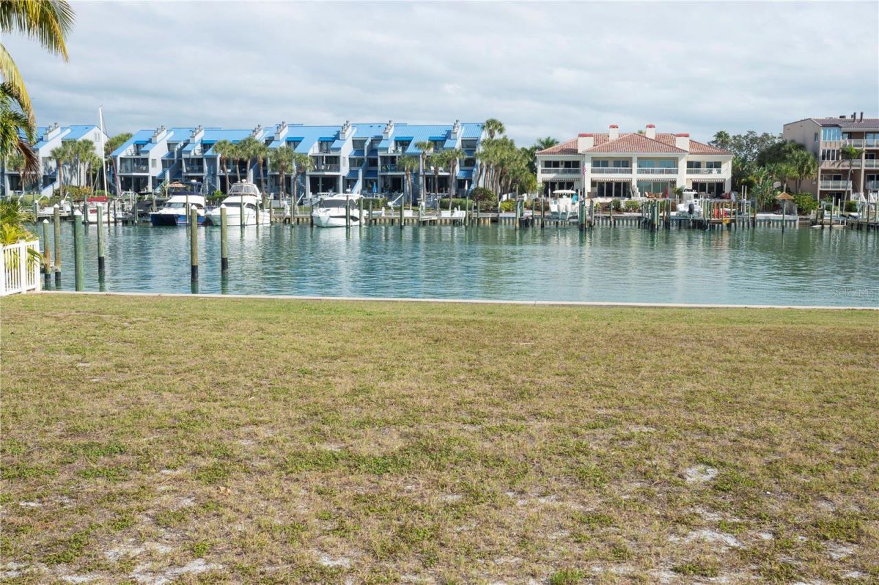 Galeon Drive, Tierra Verde, FL 33715 Photo