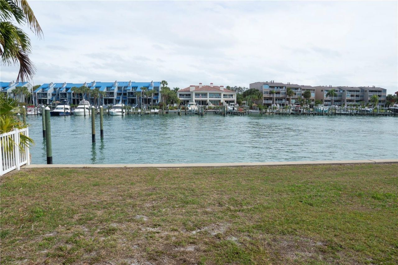 Galeon Drive, Tierra Verde, FL 33715 Photo