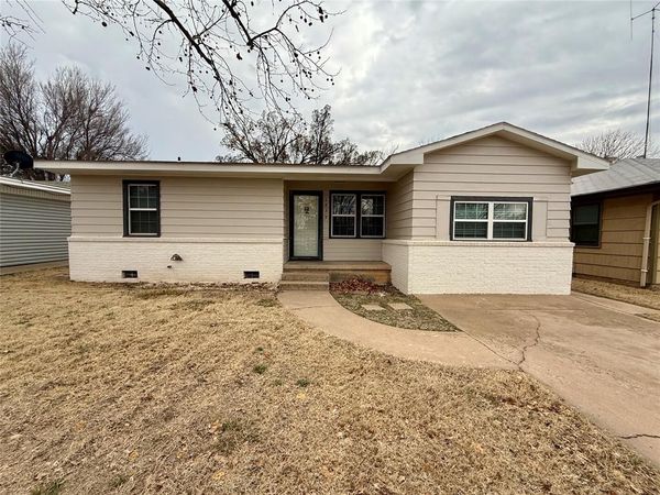 1839 19th Street, Woodward, OK 73801