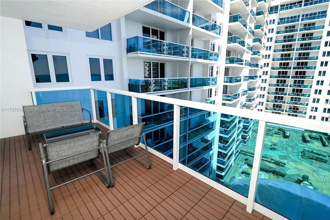 2301 Collins Ave, Unit 921, Miami Beach, FL 33139 Photo