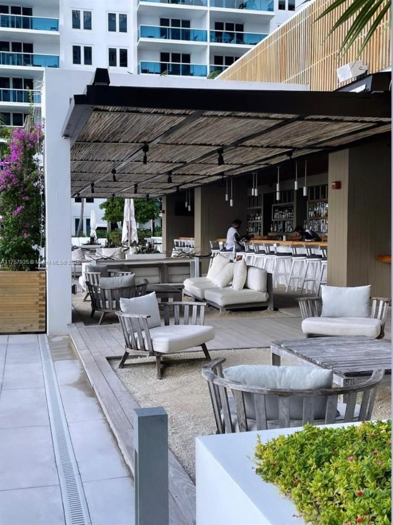 2301 Collins Ave, Unit 921, Miami Beach, FL 33139 Photo