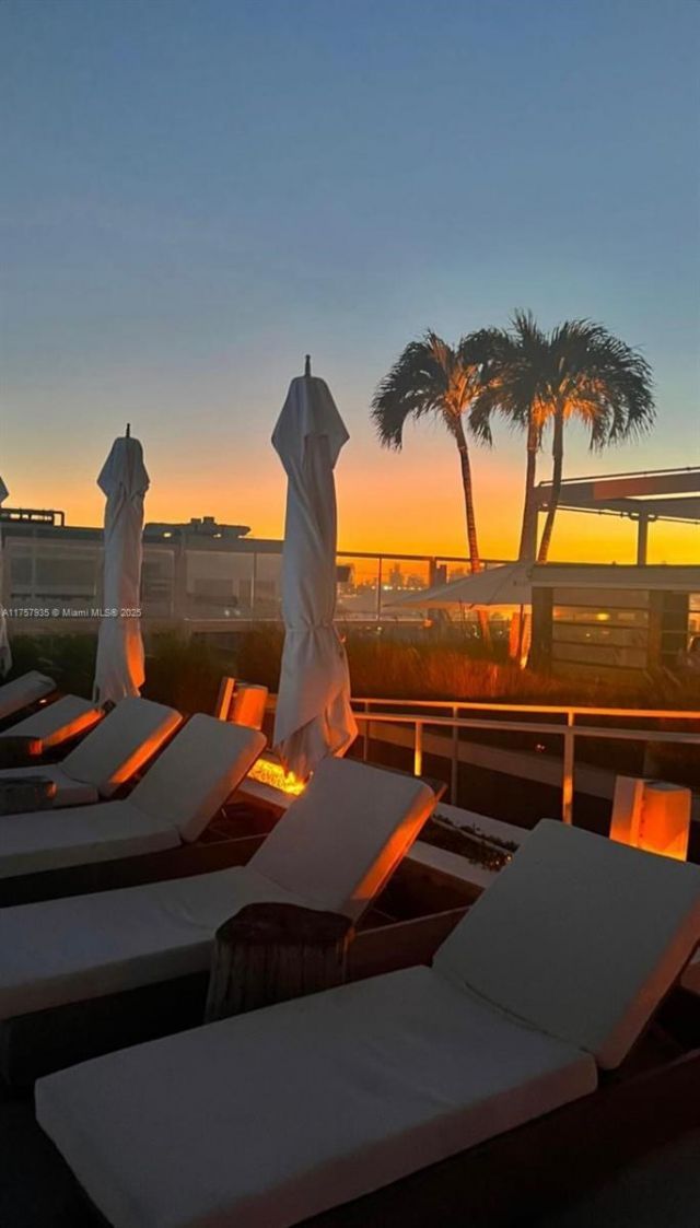 2301 Collins Ave, Unit 921, Miami Beach, FL 33139 Photo