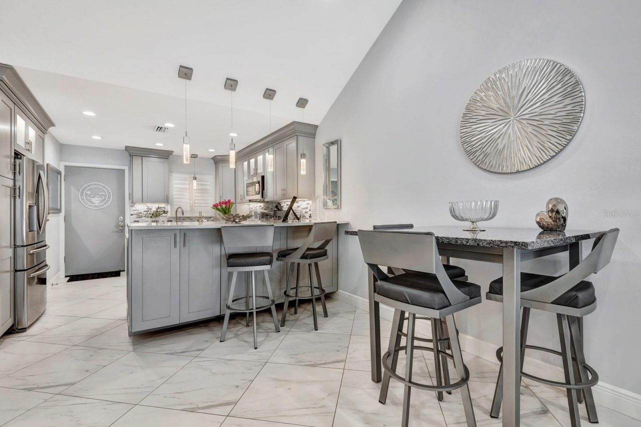 1602 Stickney Point Road, Unit 404, Sarasota, FL 34231 Photo