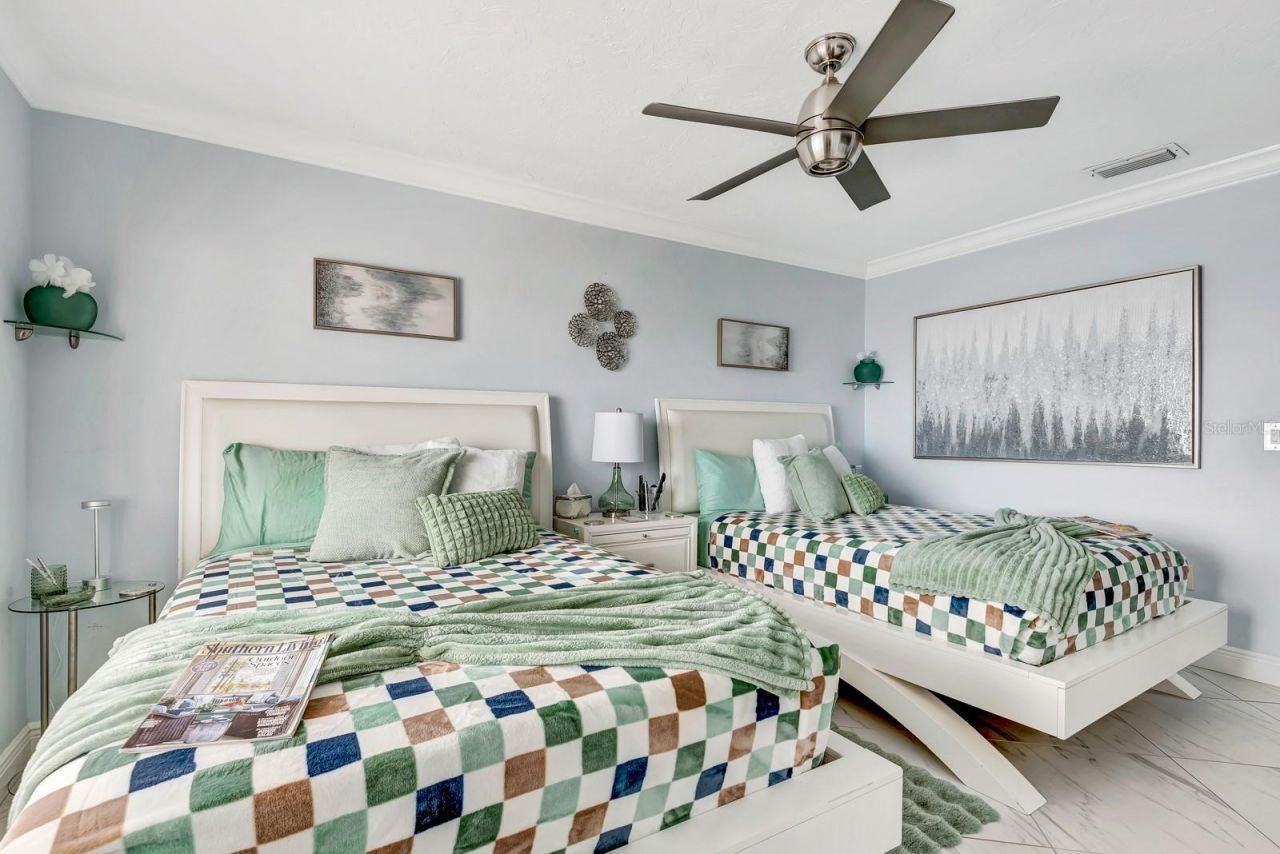 1602 Stickney Point Road, Unit 404, Sarasota, FL 34231 Photo