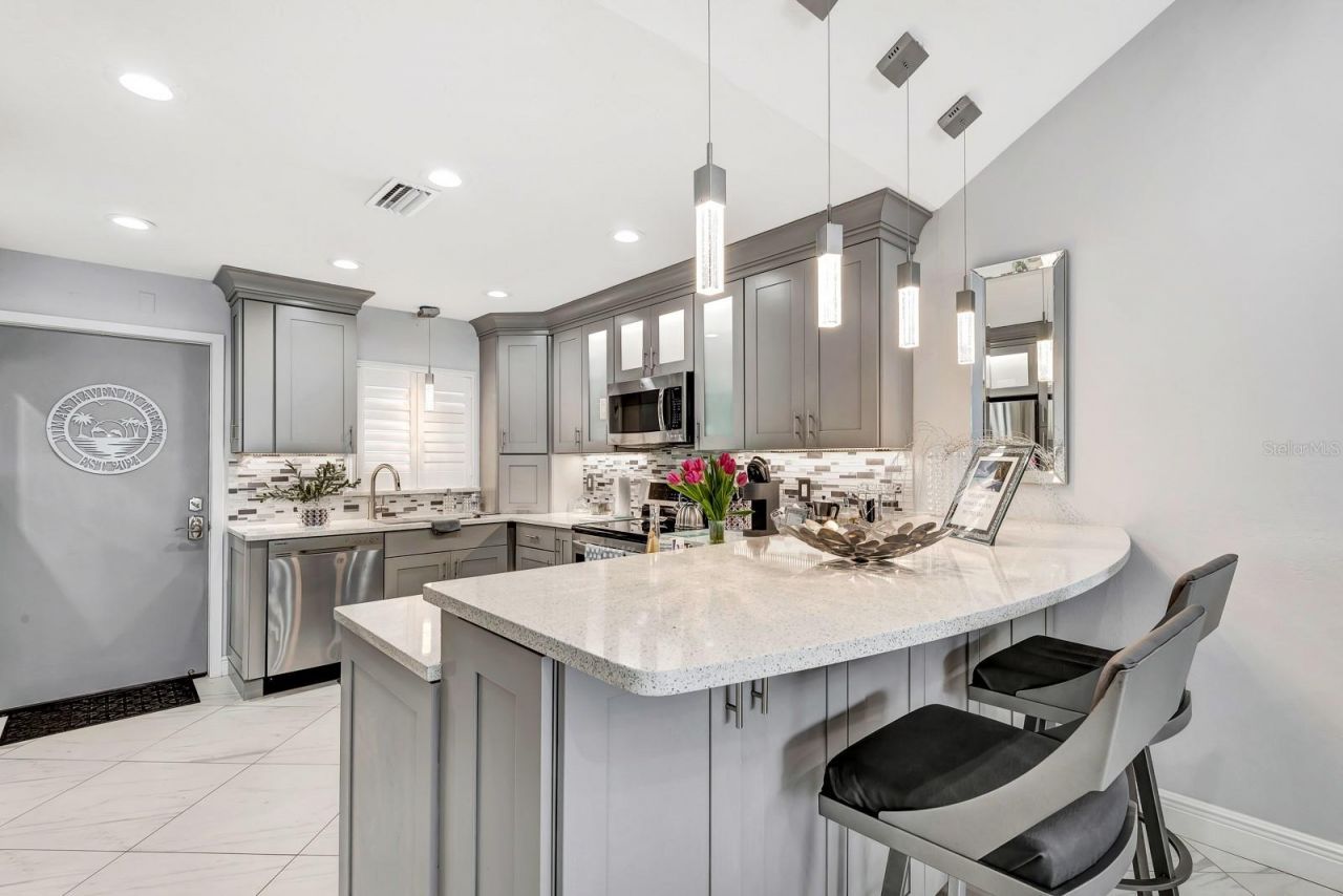 1602 Stickney Point Road, Unit 404, Sarasota, FL 34231 Photo