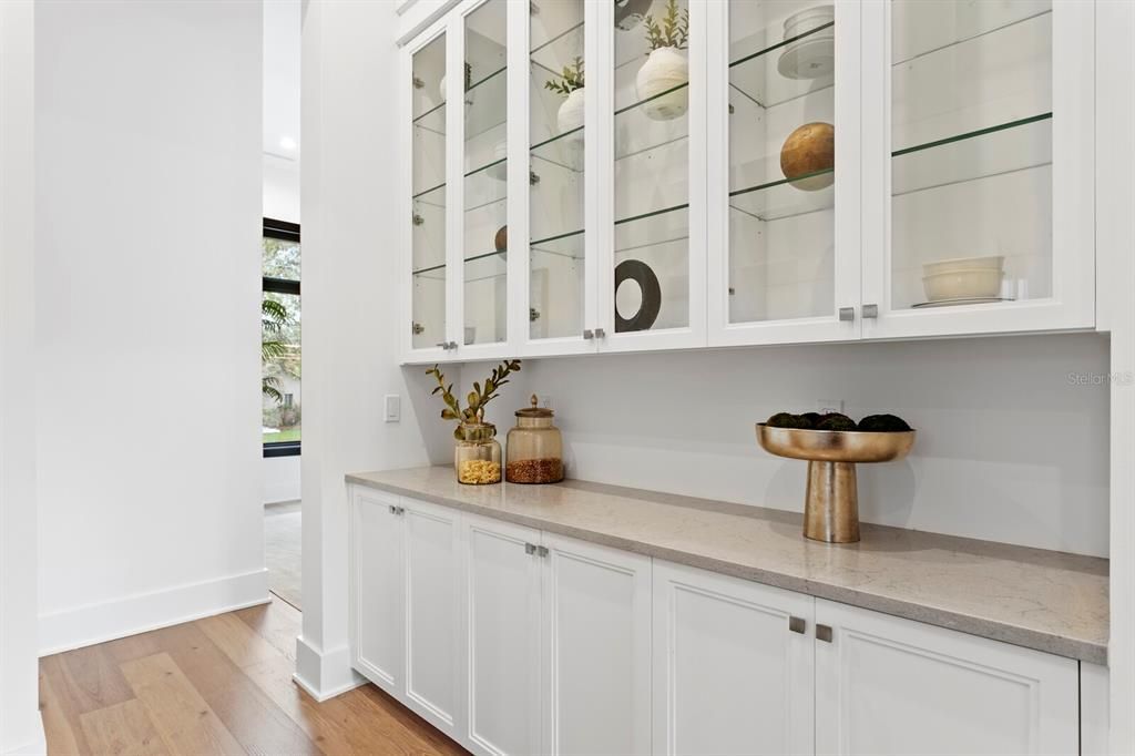 1401 Brightwaters Boulevard Ne, Saint Petersburg, FL 33704 Photo