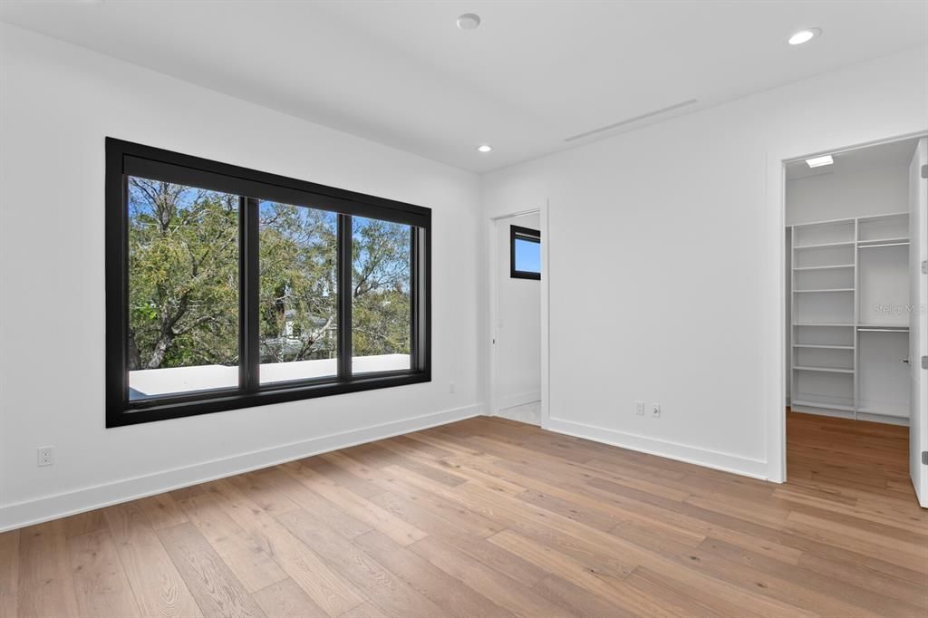 1401 Brightwaters Boulevard Ne, Saint Petersburg, FL 33704 Photo