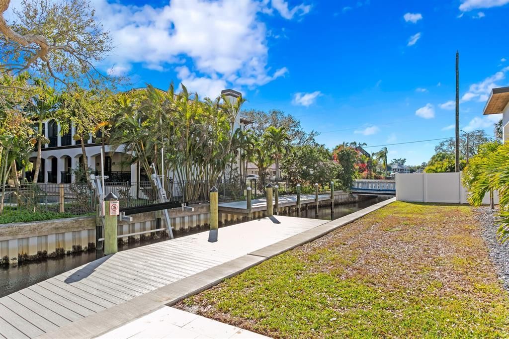 1401 Brightwaters Boulevard Ne, Saint Petersburg, FL 33704 Photo