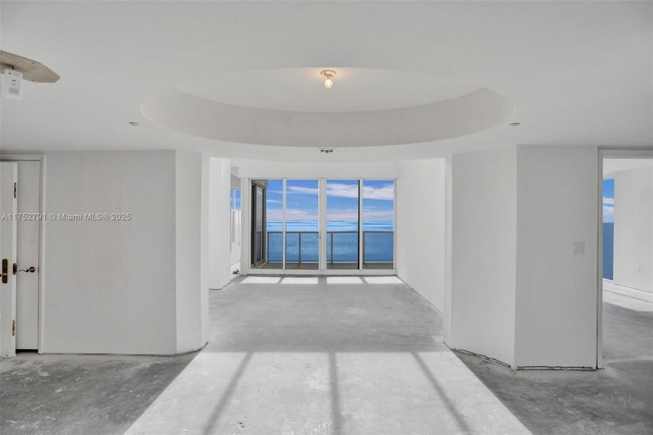 19111 Collins Ave, Unit PH4, Sunny Isles Beach, FL 33160 Photo