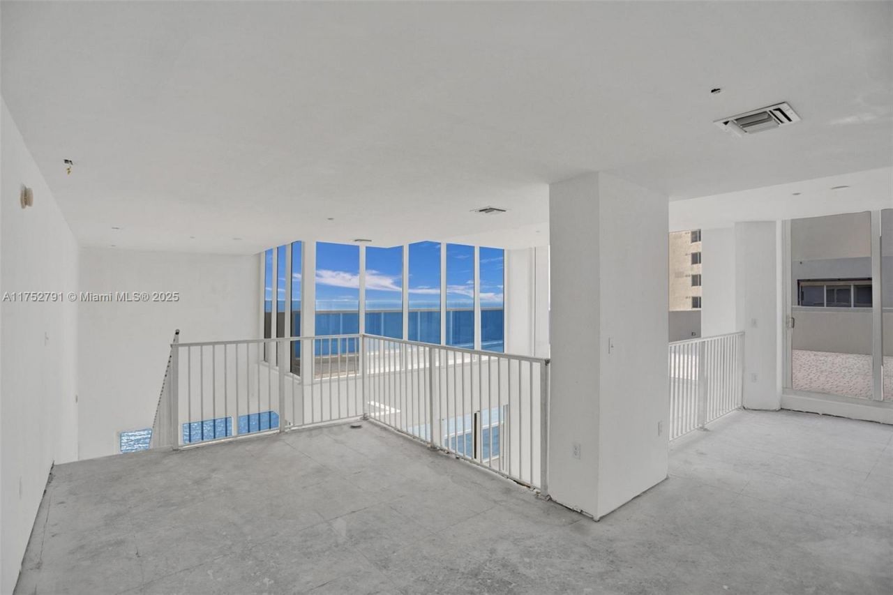 19111 Collins Ave, Unit PH4, Sunny Isles Beach, FL 33160 Photo