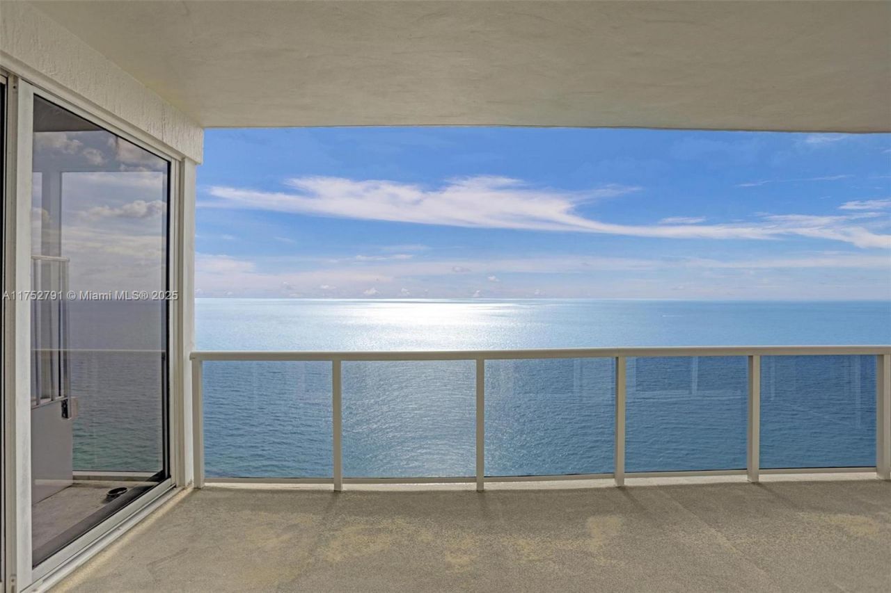 19111 Collins Ave, Unit PH4, Sunny Isles Beach, FL 33160 Photo