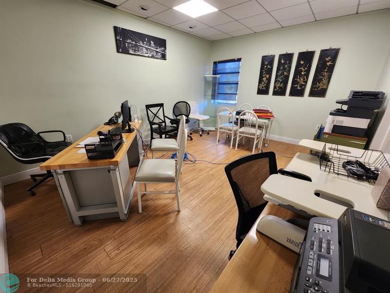 3075 E Commercial Blvd, Fort Lauderdale, FL 33308 Photo