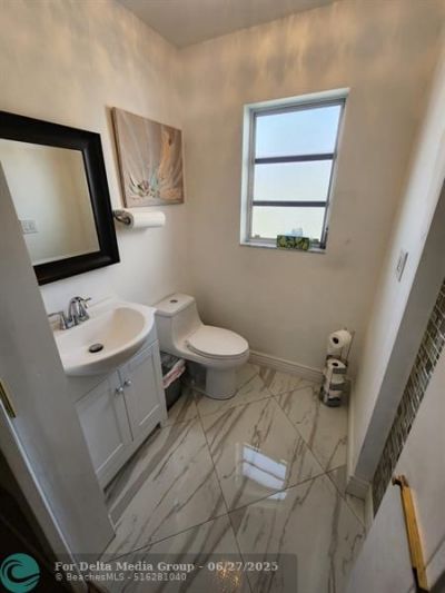 3075 E Commercial Blvd, Fort Lauderdale, FL 33308 Photo