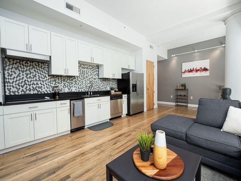 106 N High Street, Unit 603, Columbus, OH 43215 Photo 9