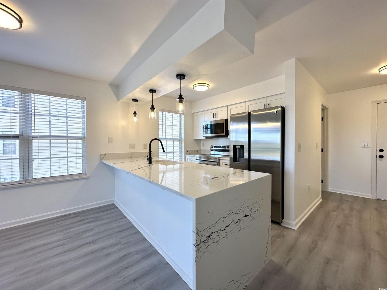 5000 Windsor Green Way Photo 4