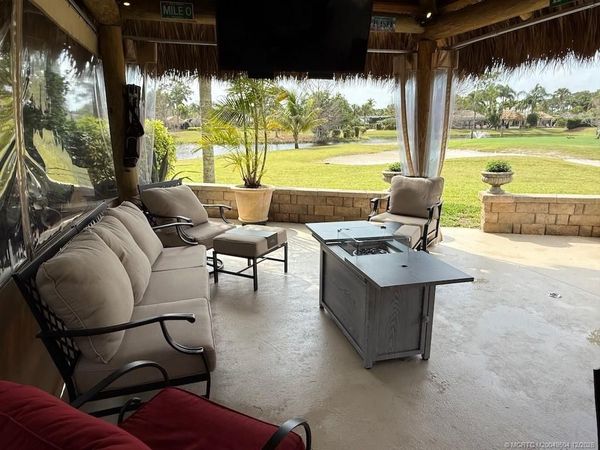 418 NW Chipshot Lane, Port St Lucie, FL 34986