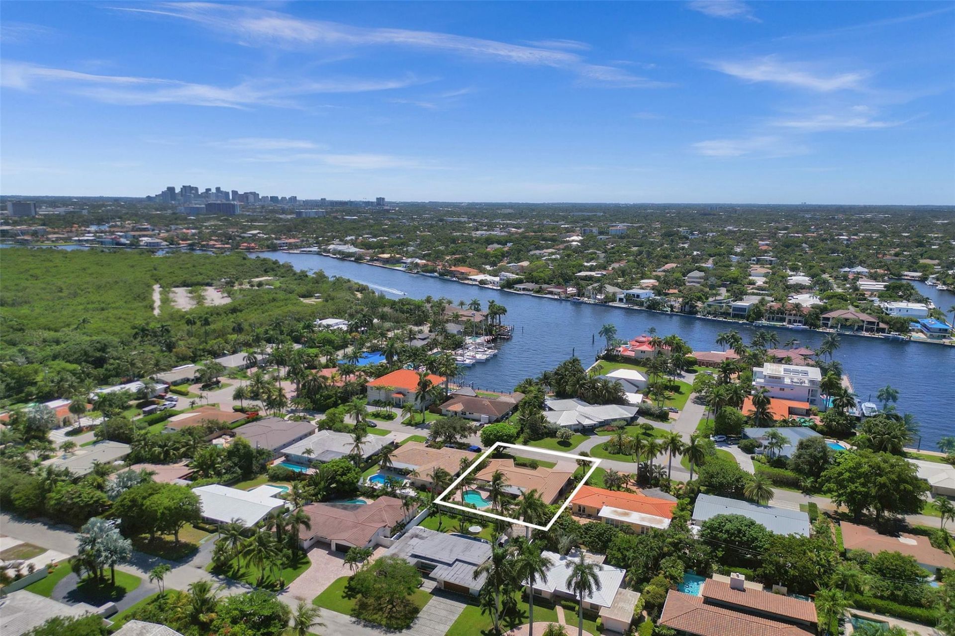 2000 NE 31st Avenue, Fort Lauderdale, FL 33305 Photo