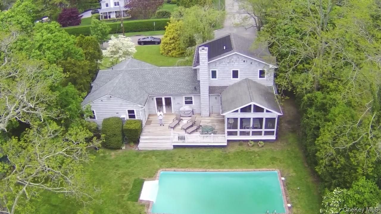 36 Walker Avenue, East Quogue, NY 11942 Main Photo