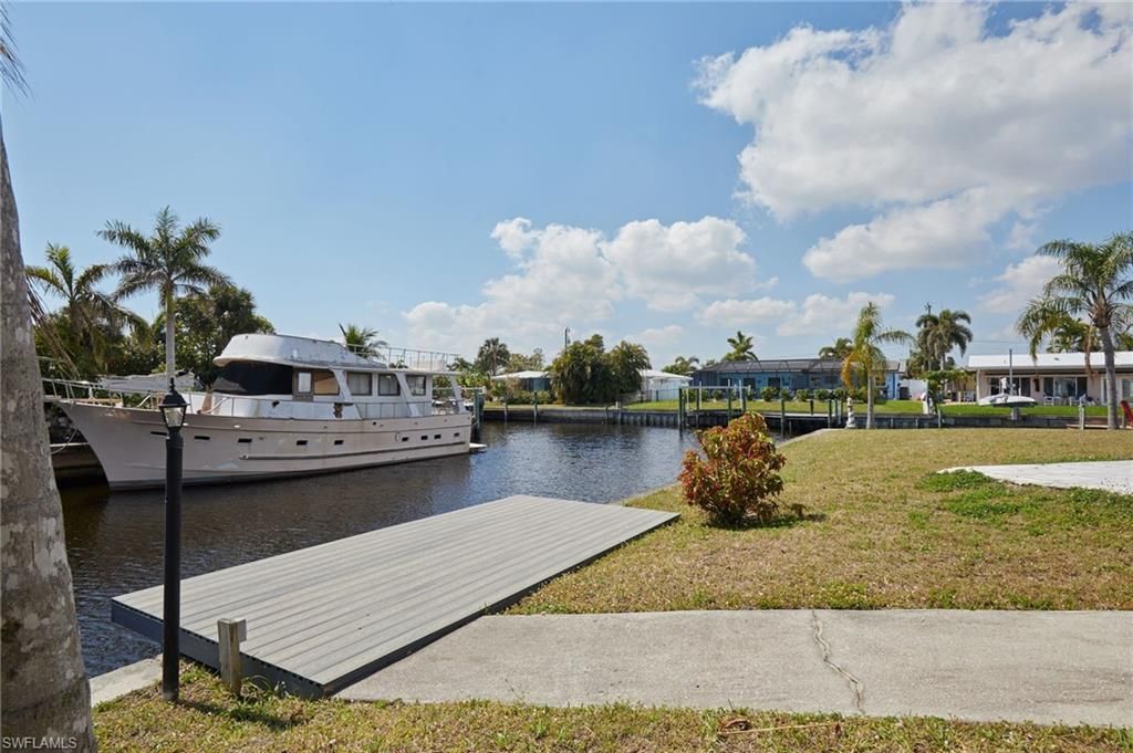 4387 Harbour Ter, North Fort Myers, FL 33903 Photo