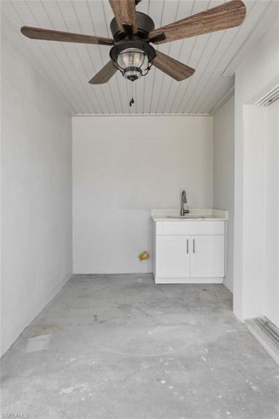 4387 Harbour Ter, North Fort Myers, FL 33903 Photo