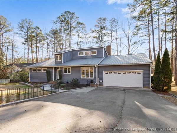 527 Perth Drive, Sanford, NC 27332