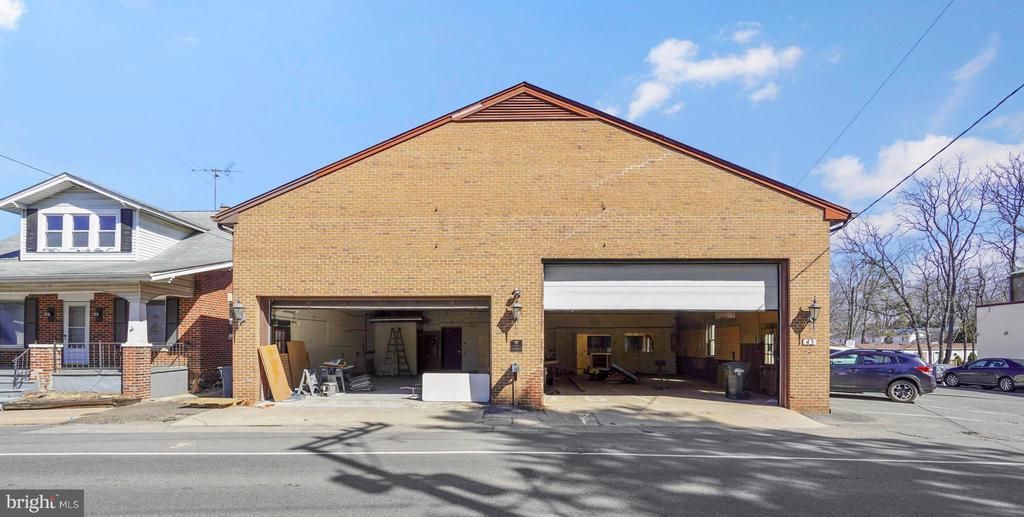 43 E Colonial Highway, Hamilton, VA 20158 Main Photo