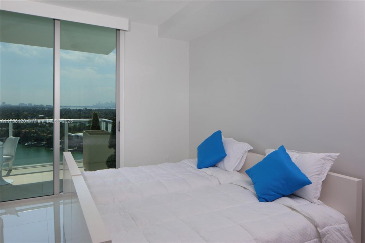 6700 Indian Creek Dr, Unit PH5, Miami Beach, FL 33141 Photo