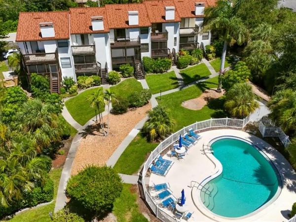 6840 MIDNIGHT PASS ROAD, Unit 6840, SARASOTA, FL 34242