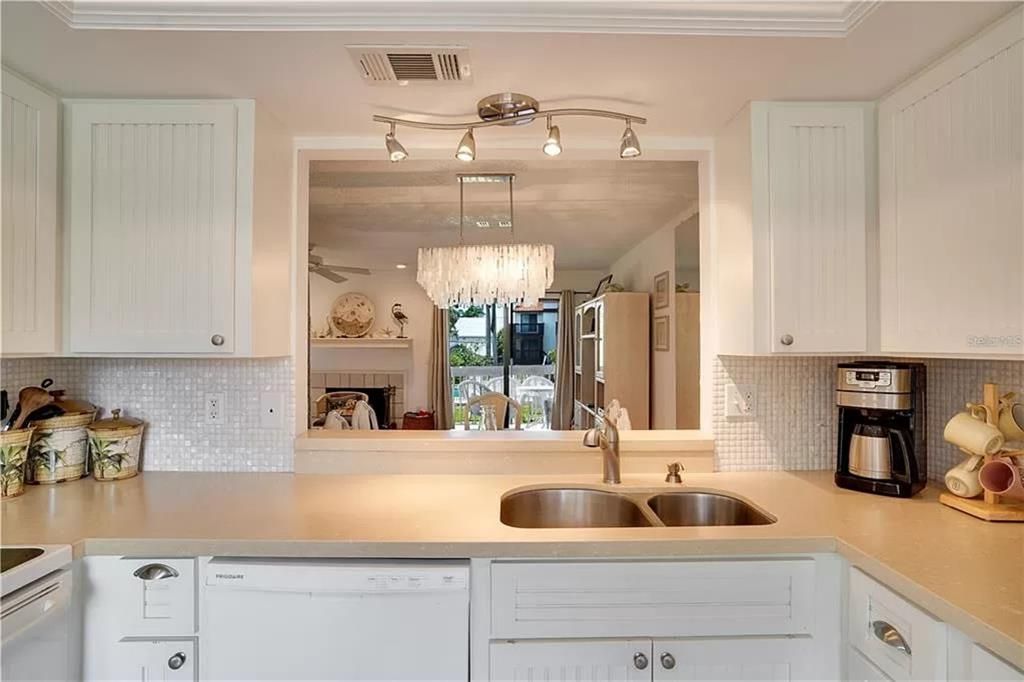 6840 Midnight Pass Road, Unit 6840, Sarasota, FL 34242 Photo