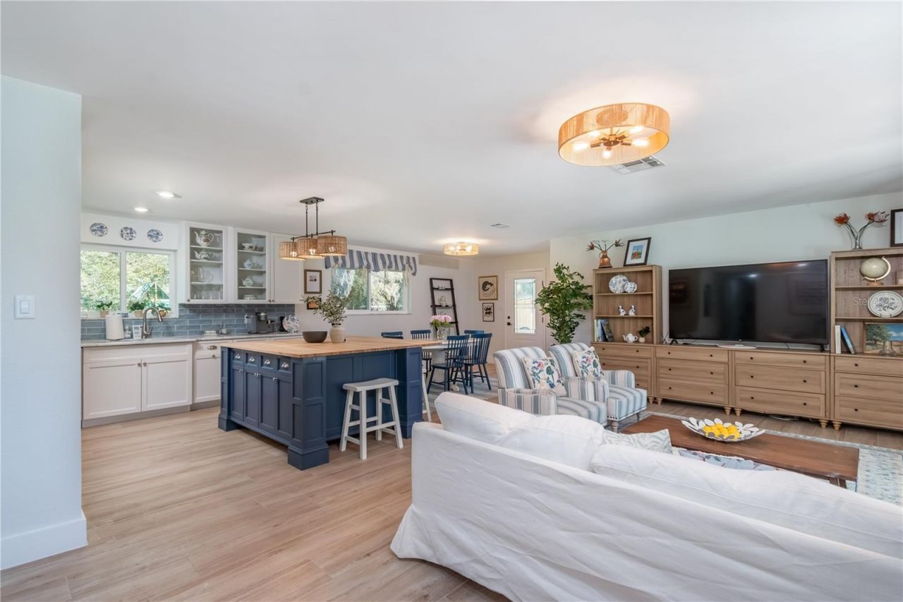 1631 NE 165th Street, Citra, FL 32113 Photo