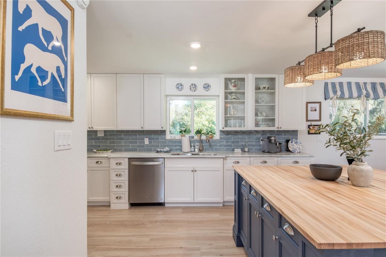 1631 NE 165th Street, Citra, FL 32113 Photo