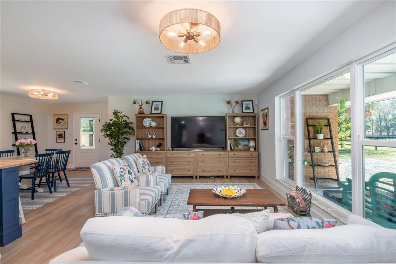 1631 NE 165th Street, Citra, FL 32113 Photo