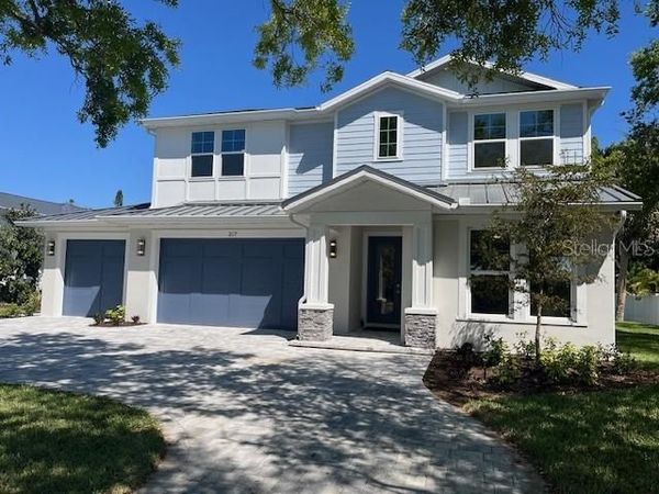 217 S SHADE AVENUE, SARASOTA, FL 34237