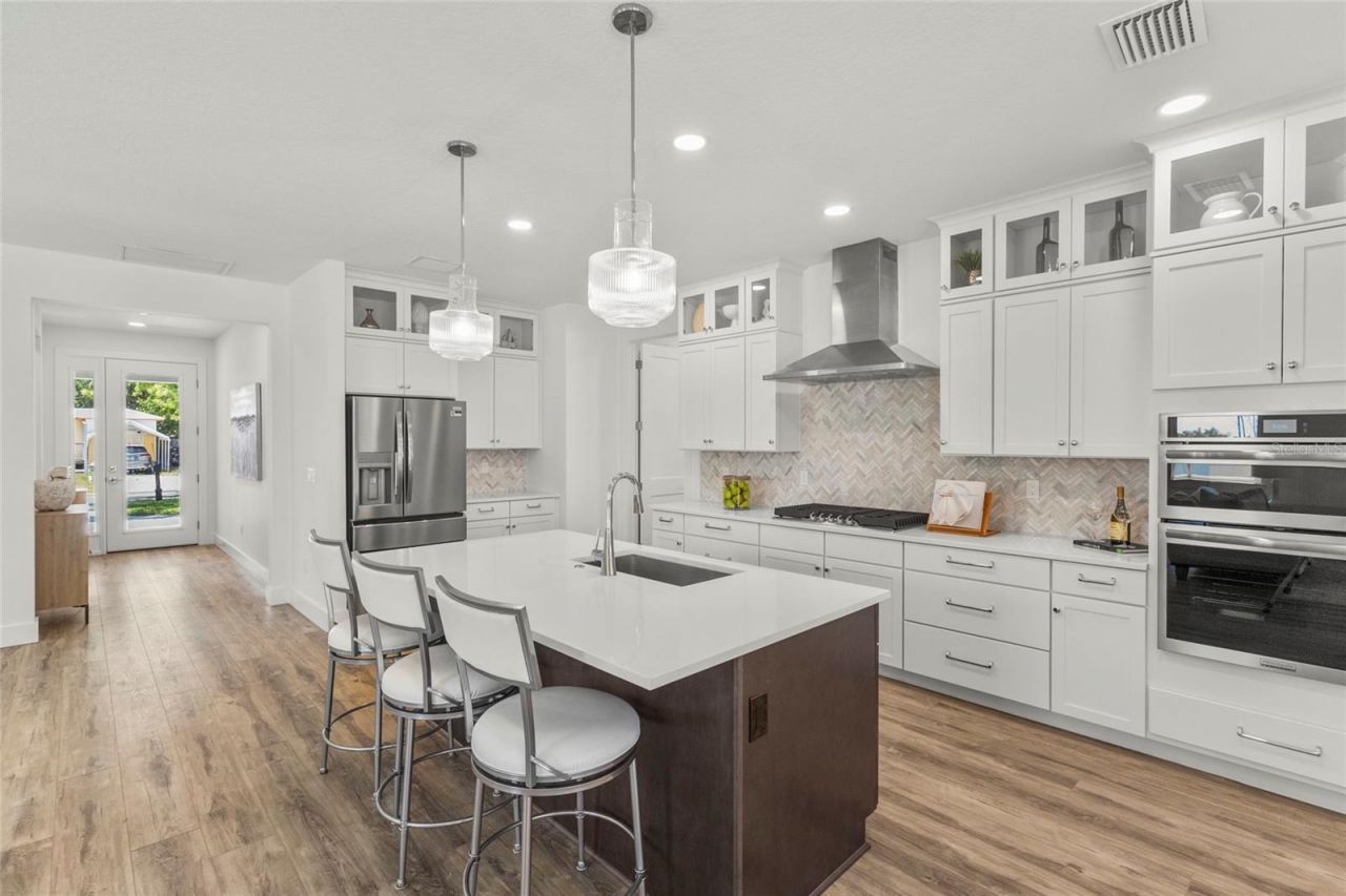 217 S Shade Avenue, Sarasota, FL 34237 Photo