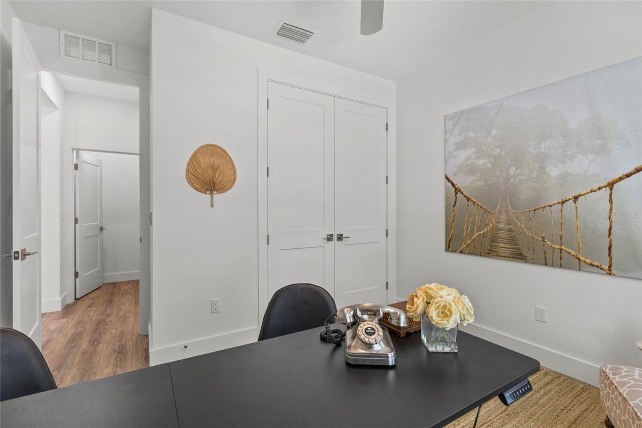 217 S Shade Avenue, Sarasota, FL 34237 Photo