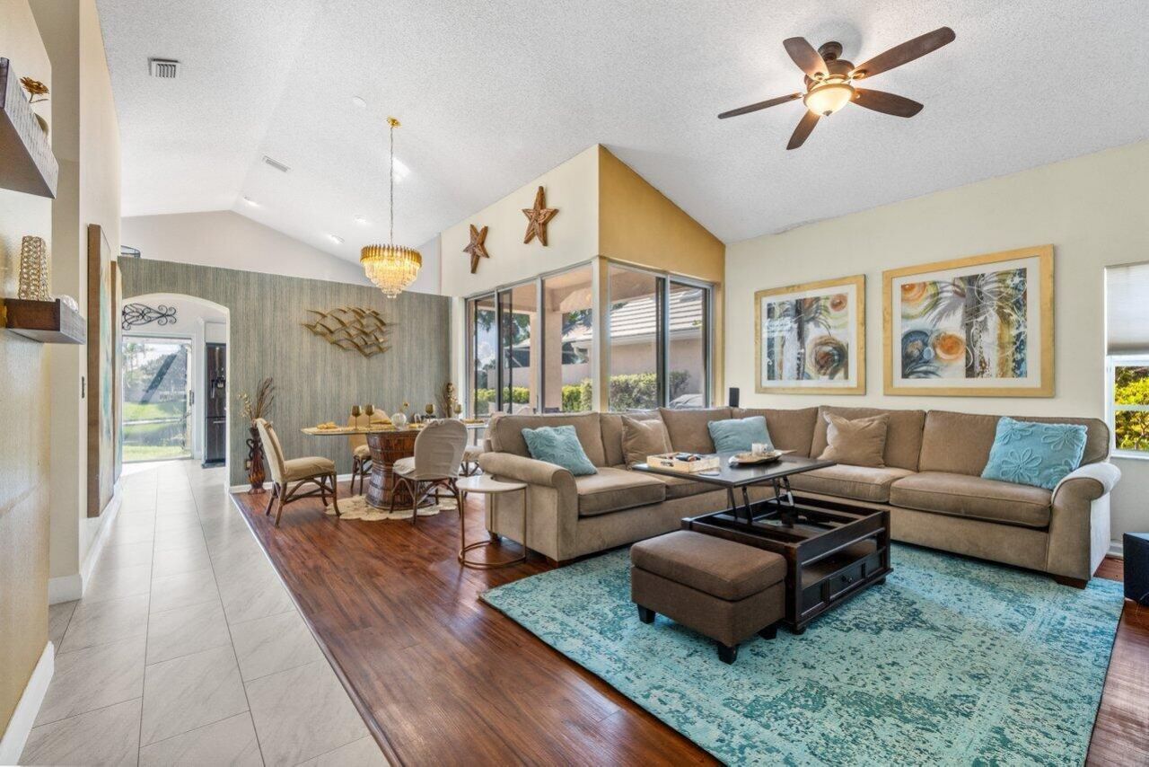 9023 Baybury Lane, West Palm Beach, FL 33411 Photo