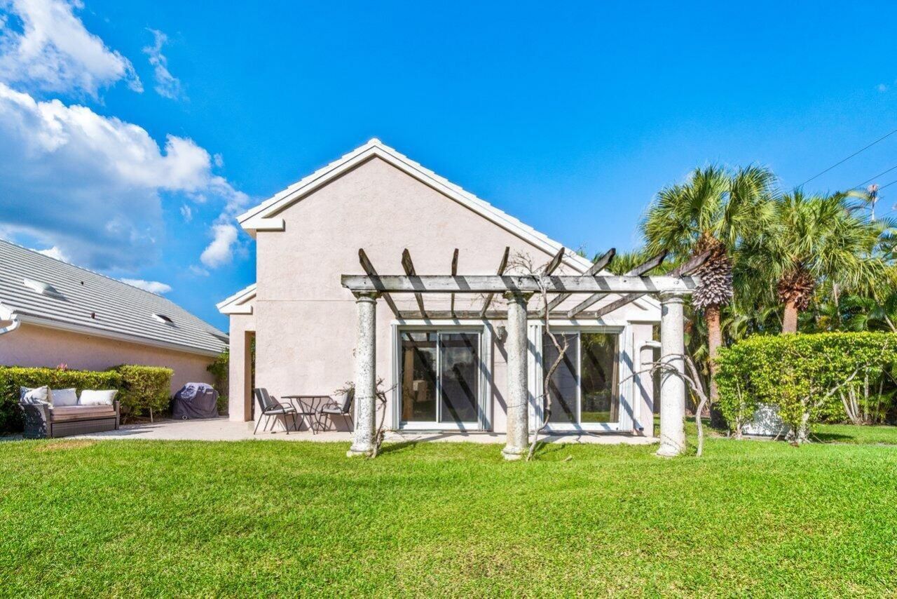 9023 Baybury Lane, West Palm Beach, FL 33411 Photo