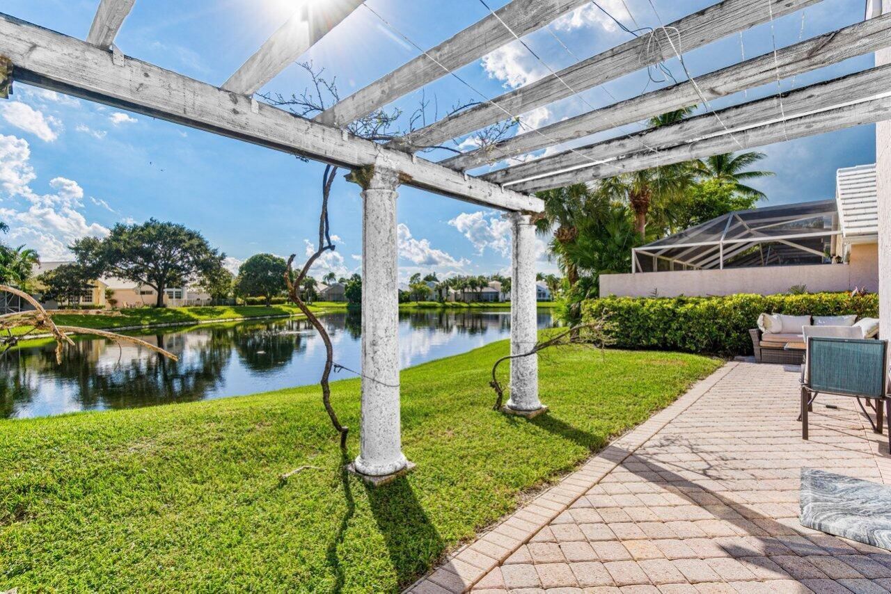 9023 Baybury Lane, West Palm Beach, FL 33411 Photo