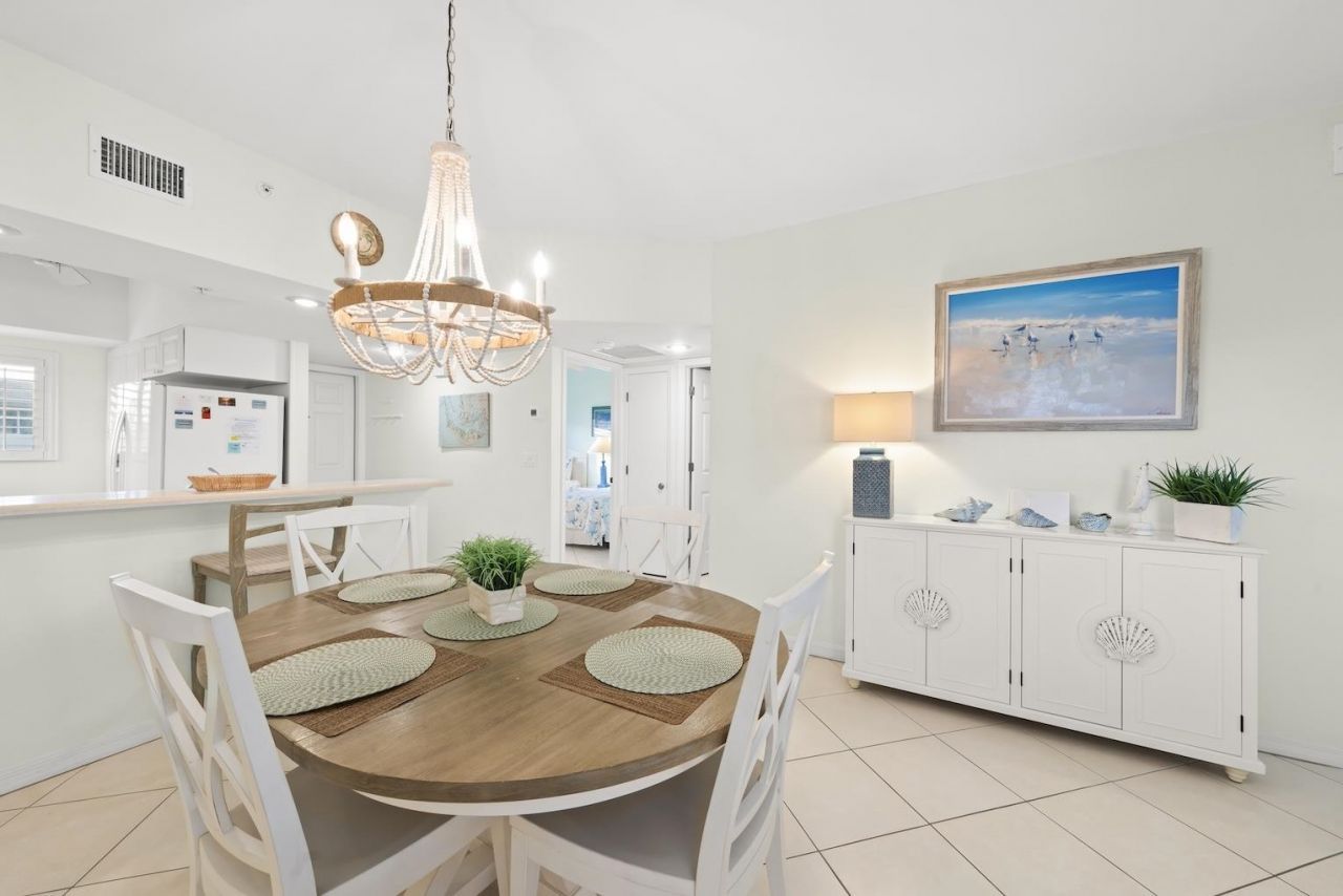 255 Periwinkle Way, Unit 5B, Sanibel, FL 33957 Photo