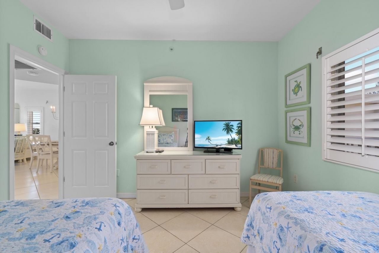 255 Periwinkle Way, Unit 5B, Sanibel, FL 33957 Photo